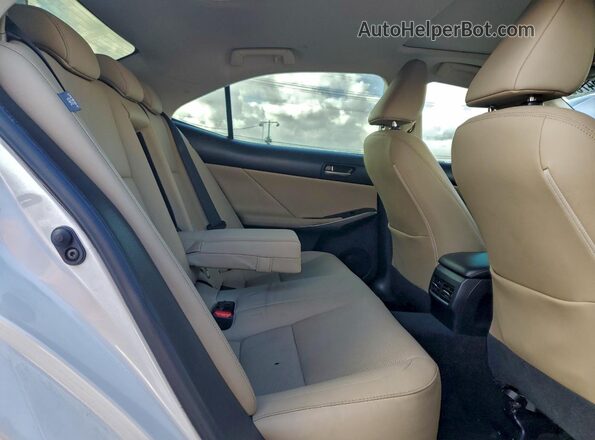 JTHBA1D25K5091987 2019 LEXUS IS White Вид задніх сидінь