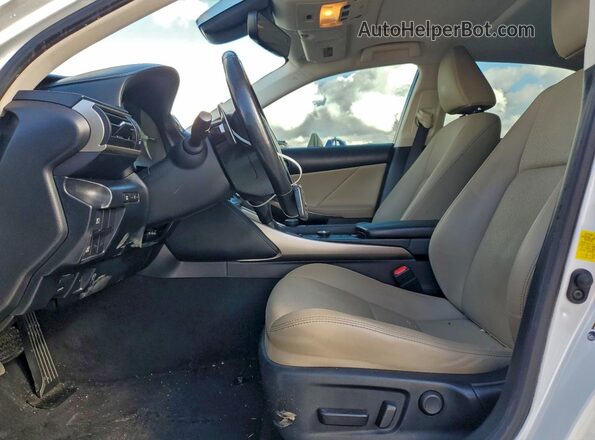 JTHBA1D25K5091987 2019 LEXUS IS White Вид салону спереду