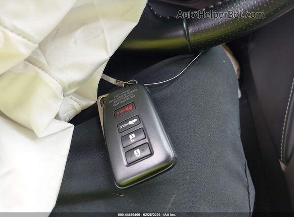 JTHBA1D27J5062876 2018 LEXUS IS 300 Champagne Vista del salpicadero