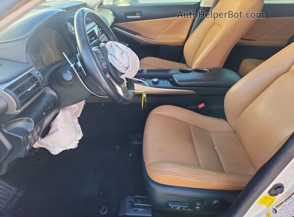 JTHBA1D2XJ5064900 2018 LEXUS IS White Սալոնի դիմացի տեսք