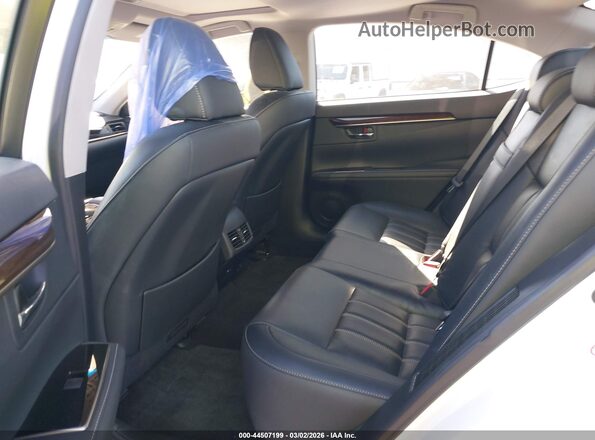 JTHBW1GG3G2106424 2016 LEXUS ES 300H Белый 