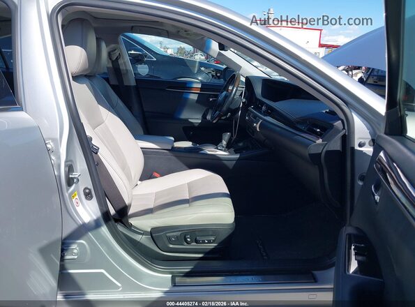 JTHBW1GG4G2103306 2016 LEXUS ES 300H Silver Вид салону спереду
