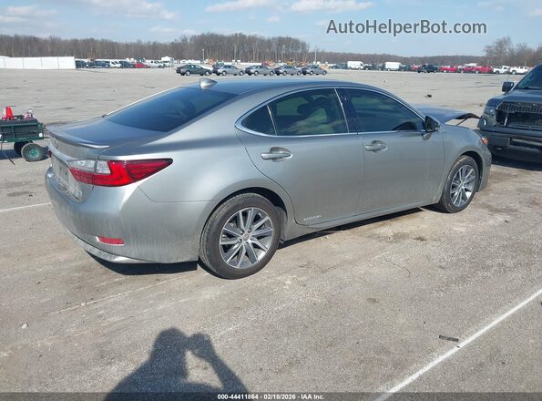 JTHBW1GG6H2134378 2017 LEXUS ES 300H Silver Trasero derecho