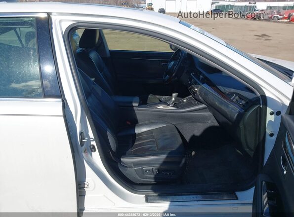 JTHBW1GGXG2104797 2016 LEXUS ES 300H White წინა სალონის ხედი