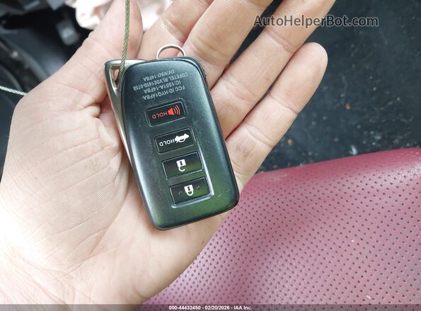 JTHCM1D28H5017497 2017 LEXUS IS 300 Silver Widok deski rozdzielczej