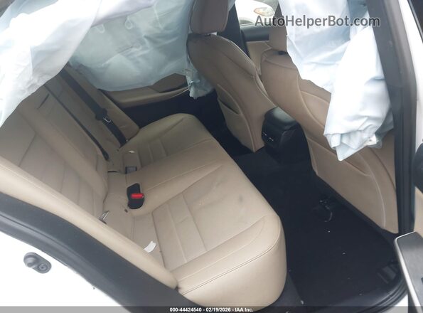 JTHCZ1D24K5016923 2019 LEXUS IS 350 White VIN կոդի պիտակի տեսք
