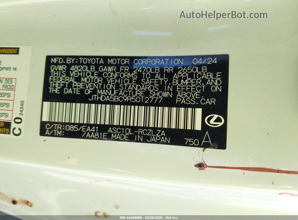 JTHDA5BC9R5012777 2024 LEXUS RC White Vista del compartimento del motor