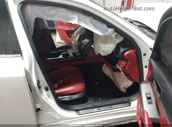 JTHG81F25P5051009 2023 LEXUS IS 300 White Front interior view