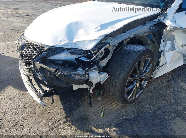 JTHGA5BC1M5011807 2021 LEXUS RC 300 White Вид спереду