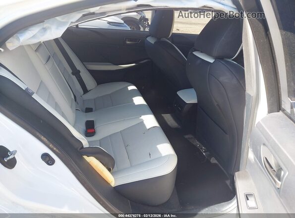 JTHGZ1B20M5040885 2021 LEXUS IS 350 White VIN կոդի պիտակի տեսք