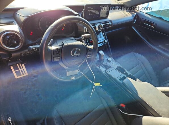 JTHGZ1B23M5043487 2021 LEXUS IS Gray Вид панелі приладів