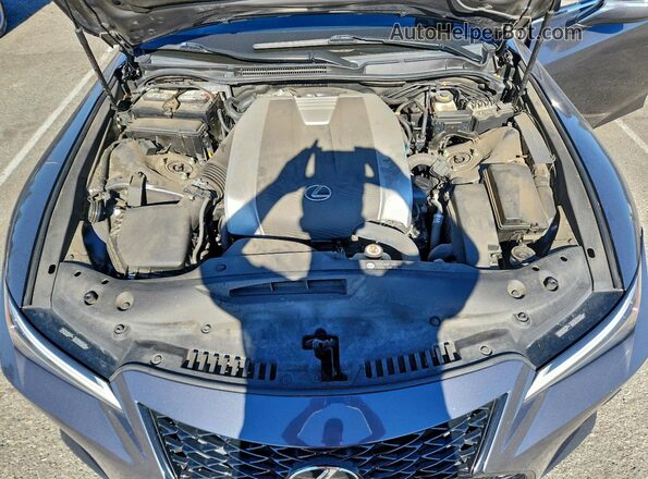 JTHGZ1B25M5037173 2021 LEXUS IS Charcoal Widok wnętrza z tyłu