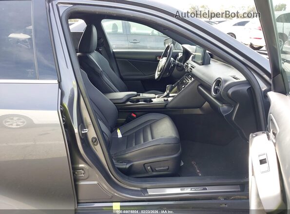 JTHGZ1B27M5044173 2021 LEXUS IS 350 Gray Widok wnętrza z przodu