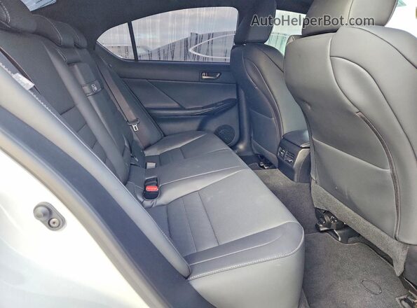 JTHGZ1B28R5079764 2024 LEXUS IS White Հետևի նստատեղերի տեսք