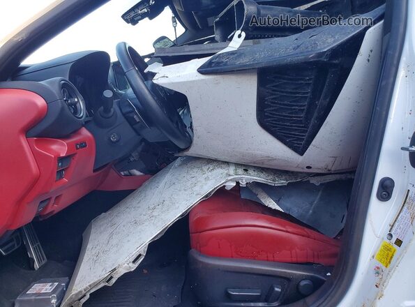 JTHGZ1E23P5032344 2023 LEXUS IS White Vista interior delantera