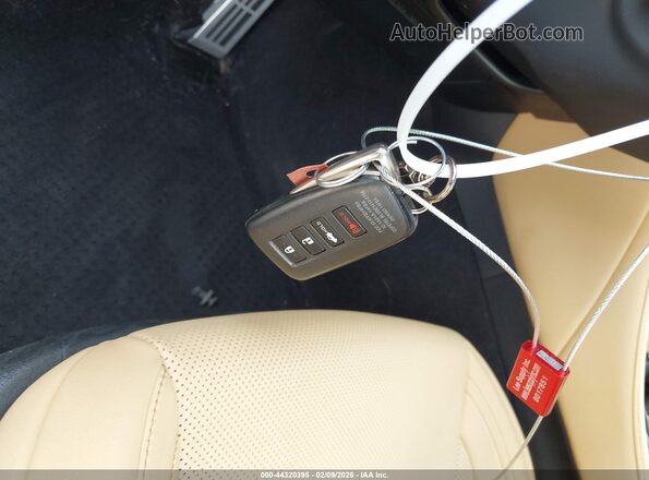 JTHHA5BC6H5007519 2017 LEXUS RC 200T White Առջևի վահանակի տեսք