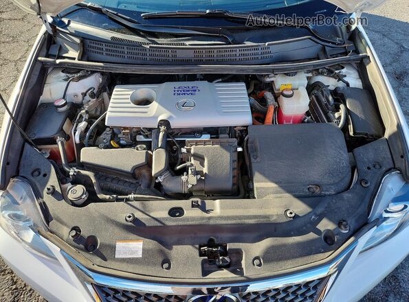 JTHKD5BH1G2268520 2016 LEXUS CT White Rear interior view