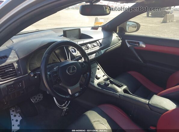 JTHKD5BH3G2271905 2016 LEXUS CT 200H Silver Widok wnętrza z przodu