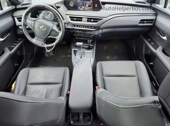 JTHP9JBH4L2025830 2020 LEXUS UX White Widok deski rozdzielczej