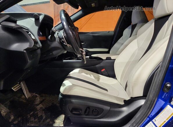 JTHR9JBH4M2047806 2021 LEXUS UX Blue Вид салону спереду