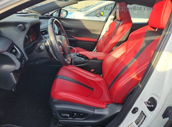JTHR9JBH5M2046468 2021 LEXUS UX Белый Вид салона спереди