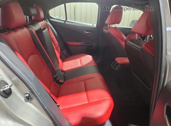 JTHR9JBH5N2061408 2022 LEXUS UX Tan უკანა სალონის ხედი
