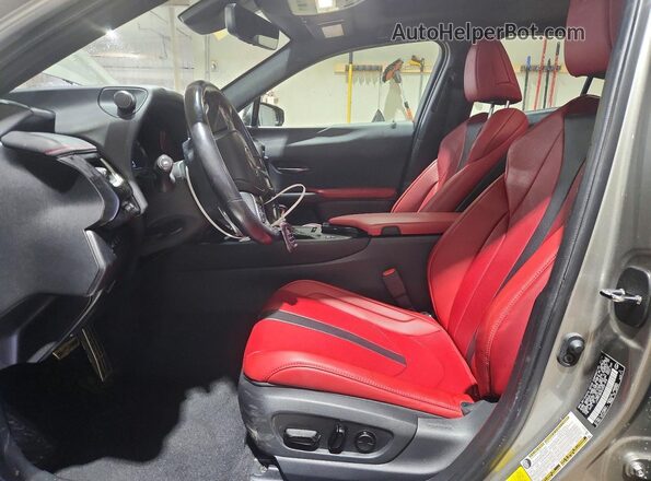 JTHR9JBH5N2061408 2022 LEXUS UX Tan წინა სალონის ხედი