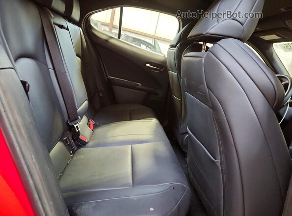 JTHR9JBH6N2062082 2022 LEXUS UX Red Vista de los asientos traseros