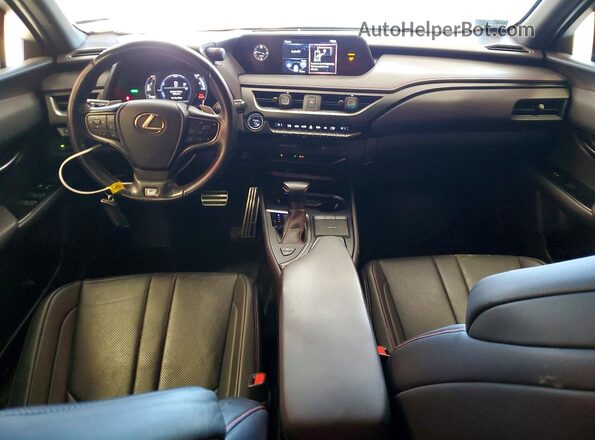 JTHR9JBH8M2038669 2021 LEXUS UX White Вид панелі приладів