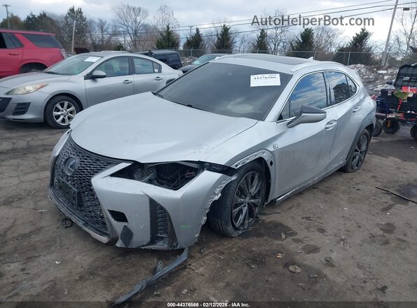 JTHU9JBH1K2008338 2019 LEXUS UX 250H Silver Vista tres cuartos delantera izquierda