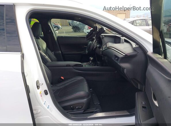JTHU9JBH8K2002990 2019 LEXUS UX 250H White Widok wnętrza z przodu