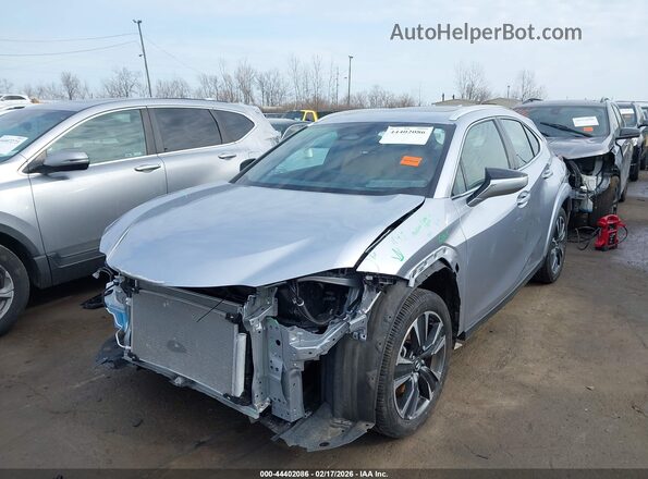 JTHUCJDH5S2004470 2025 LEXUS UX 300H Silver წინა მარცხენა ხედი სამი მეოთხედიდან