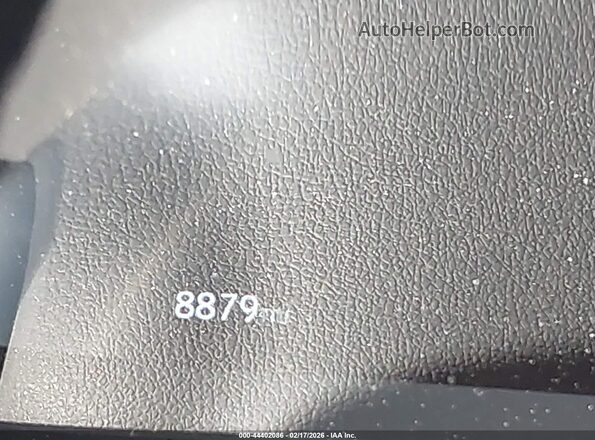 JTHUCJDH5S2004470 2025 LEXUS UX 300H Silver 