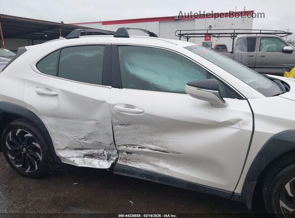 JTHX3JBH6N2056212 2022 LEXUS UX 200 White Вид спереду