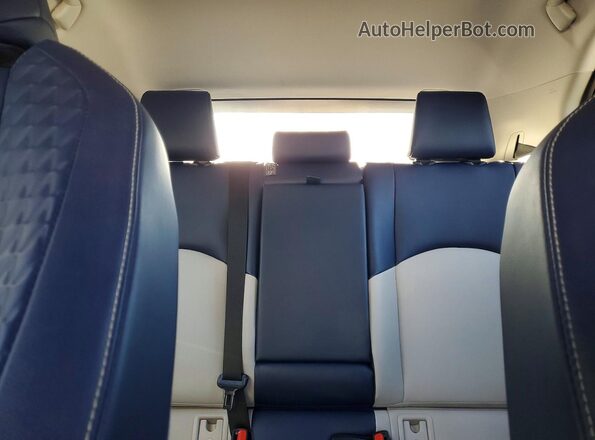 JTHX3JBH7M2032130 2021 LEXUS UX White 