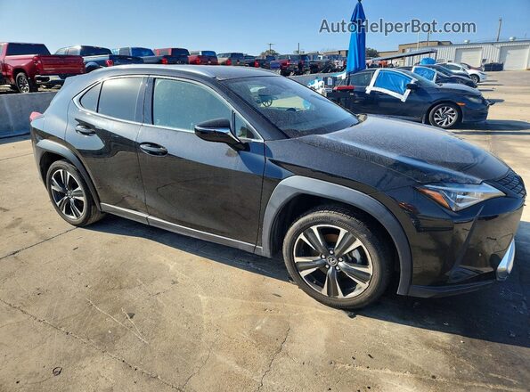 JTHX3JBH8M2037031 2021 LEXUS UX Black 