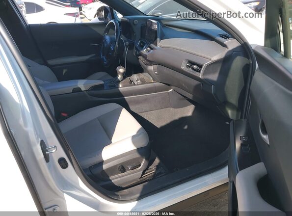 JTHX6JBH0R2167805 2024 LEXUS UX 250H White Вид салону спереду