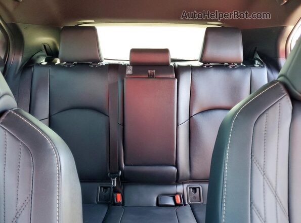 JTHX6JBH3R2176384 2024 LEXUS UX Красный Вид задних сидений