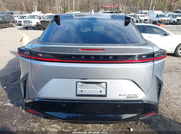 JTJAAAAB4PA006134 2023 LEXUS RZ 450E Серебряный 