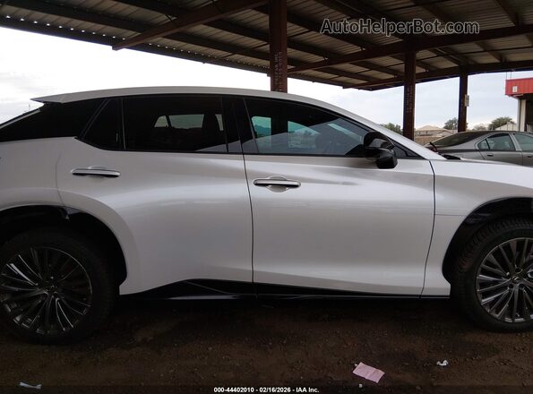 JTJAAAAB7PA008265 2023 LEXUS RZ 450E White Սալոնի հետևի տեսք