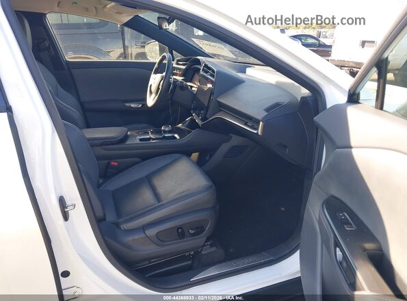JTJABABB0RA003620 2024 LEXUS RZ 300E White Widok wnętrza z przodu