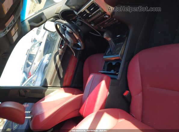 JTJAM7BX1P5340103 2023 LEXUS GX 460 White Vista interior delantera