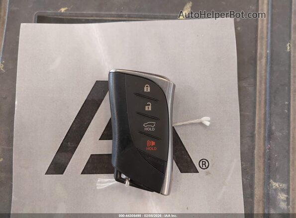 JTJAM7BX4N5314012 2022 LEXUS GX 460 White Vista del salpicadero