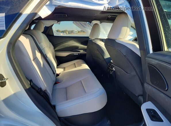 JTJCHMAA6P2007258 2023 LEXUS RX Белый Вид задней части салона