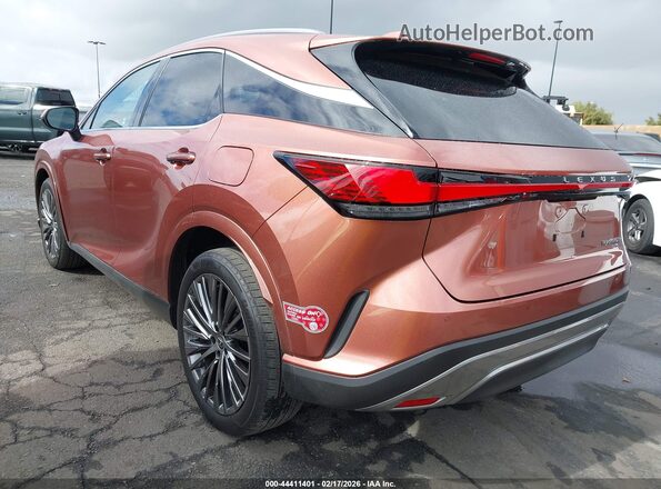 JTJCJMGA0R2014303 2024 LEXUS RX 450H+ Orange Trasero izquierdo