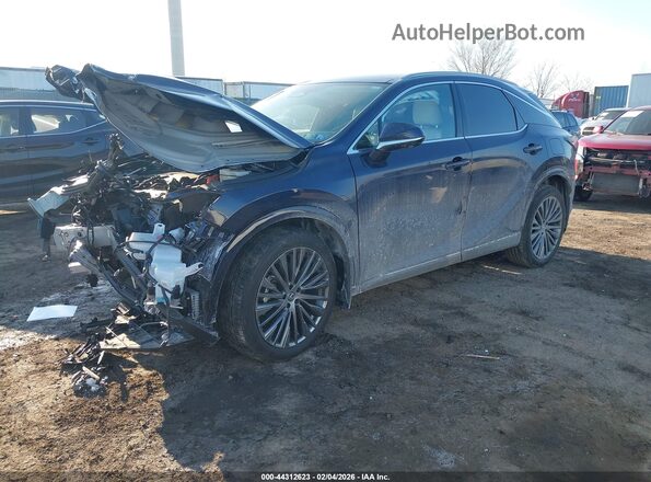 JTJCJMGA6S2032360 2025 LEXUS RX 450H+ Dark Blue Առջևի ձախ երեք քառորդ տեսարան