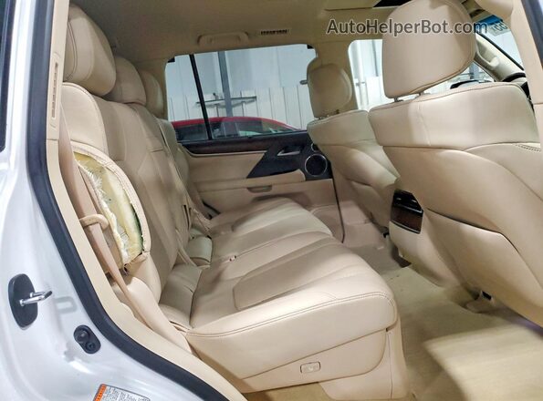 JTJDY7AX9L4325299 2020 LEXUS LX White Widok wnętrza z tyłu