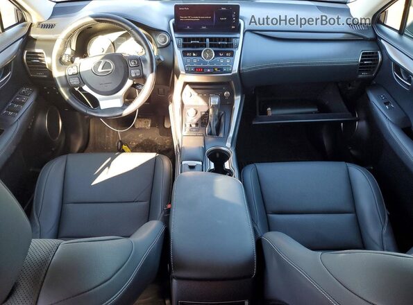 JTJGARDZ4L5002394 2020 LEXUS NX Silver Widok deski rozdzielczej