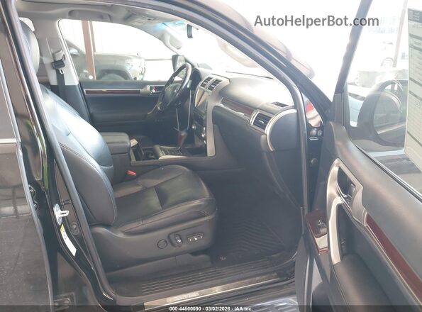 JTJJM7FX6H5156495 2017 LEXUS GX 460 Black Widok wnętrza z przodu