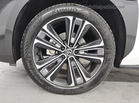 JTMABABA0PA003091 2023 TOYOTA BZ4X White 
